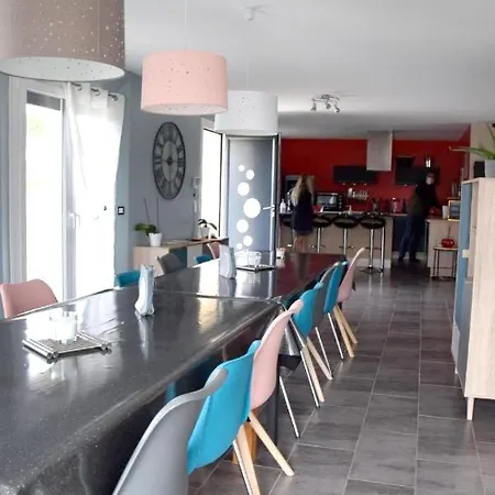Maison De 4 Chambres A Ervy Le Chatel Avec Jardin Clos Et Wifi Prázdninový dům